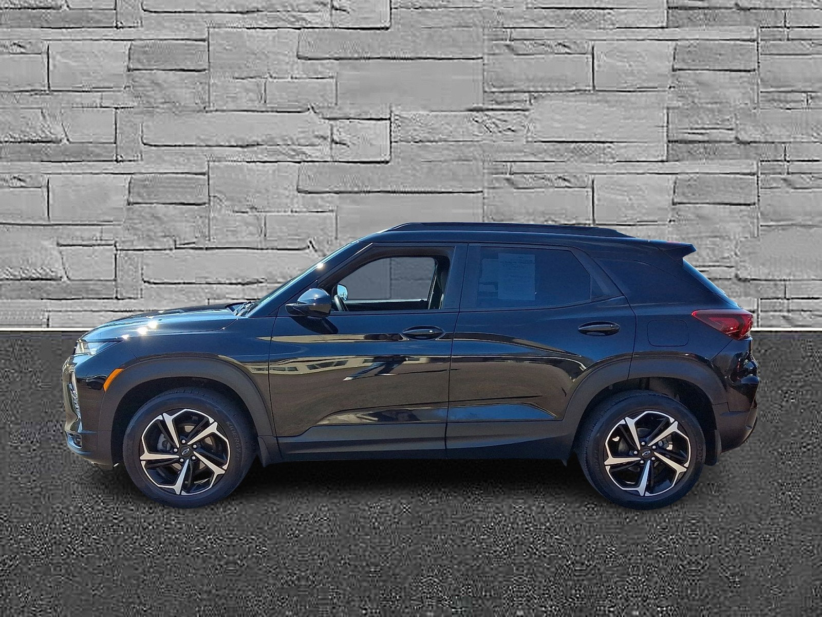 Used 2021 Chevrolet TrailBlazer RS w/ Convenience Package image 6