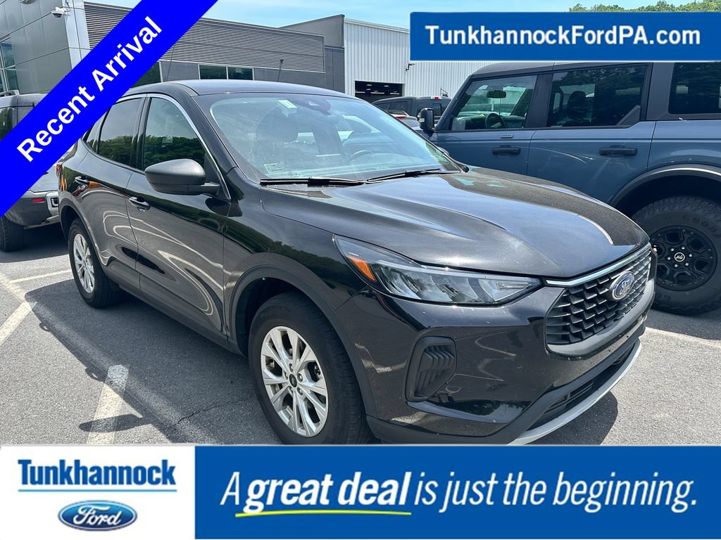 Certified 2024 Ford Escape Active AWD/4WD image 1