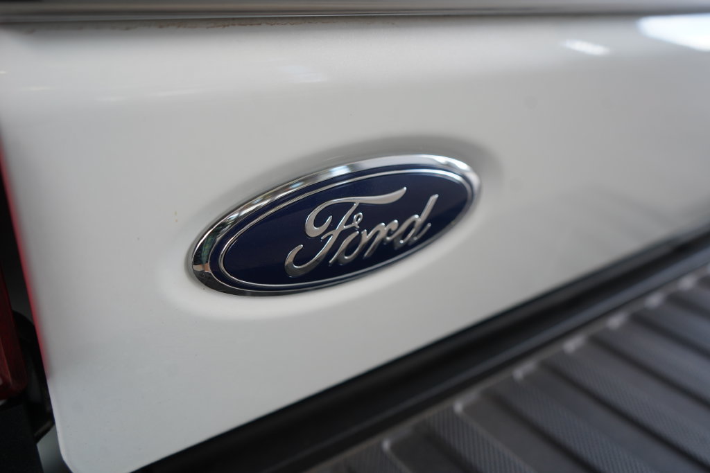 Certified 2025 Ford F250 King Ranch w/ Chrome Package AWD/4WD image 6