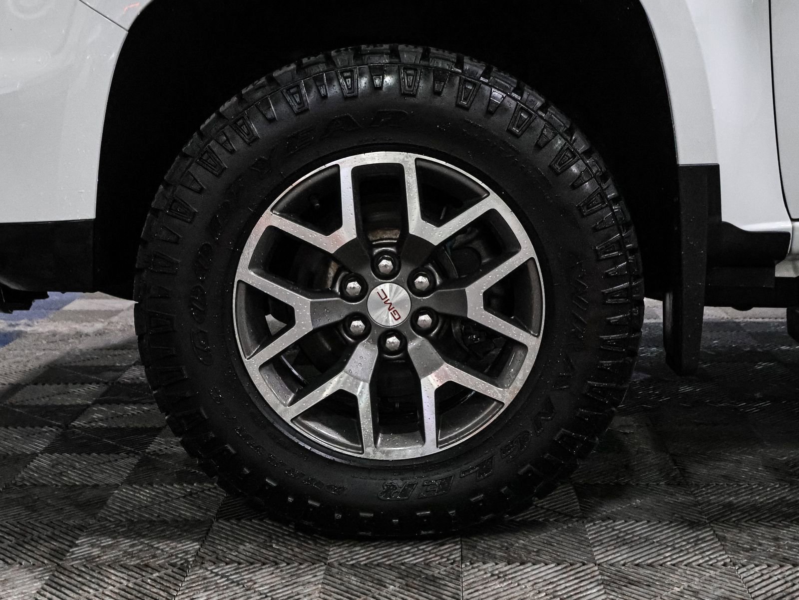 Used 2021 GMC Canyon AT4 image 19