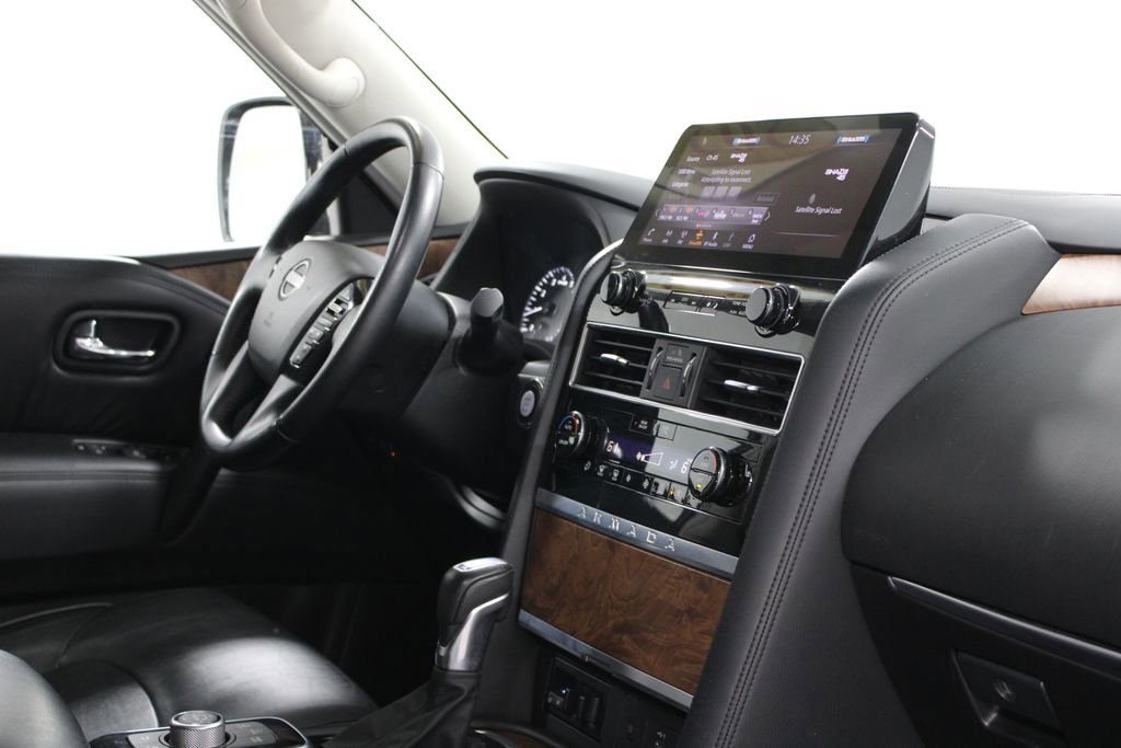 Used 2024 Nissan Armada SL image 34