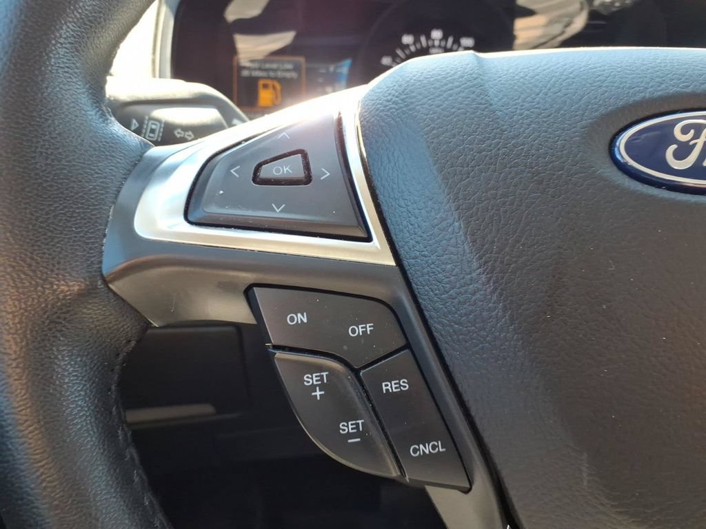 Certified 2023 Ford Edge SEL w/ Convenience Package AWD/4WD image 16