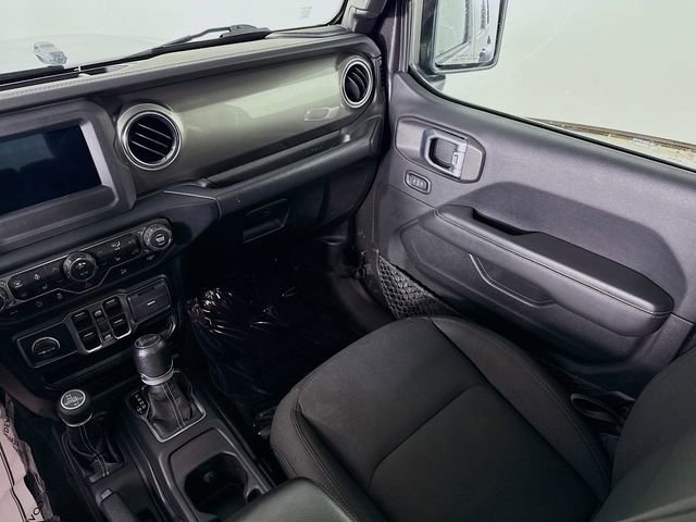 Used 2019 Jeep Wrangler Unlimited Sahara w/ LED Lighting Group image 22