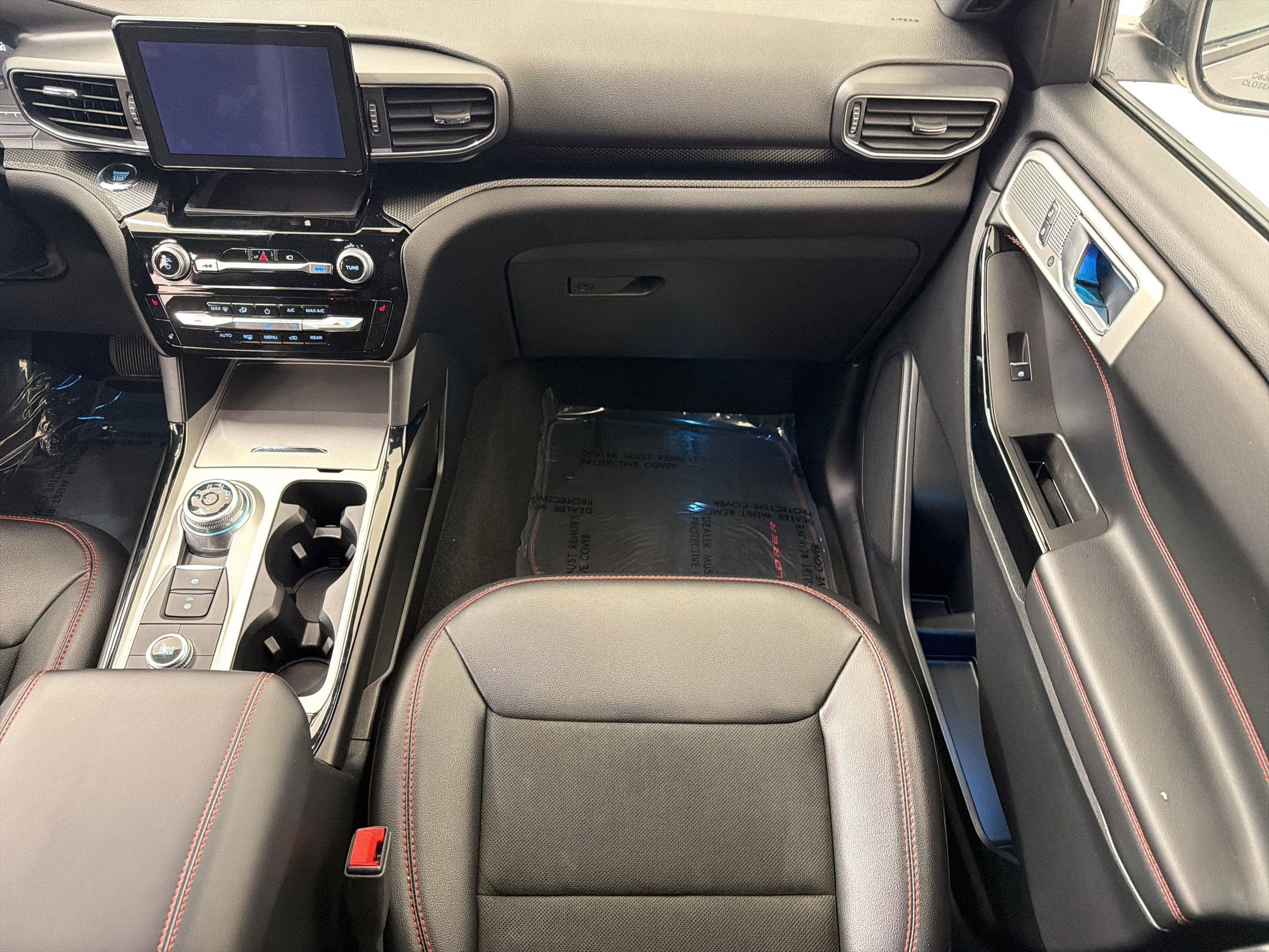 Certified 2023 Ford Explorer ST-Line AWD/4WD image 28