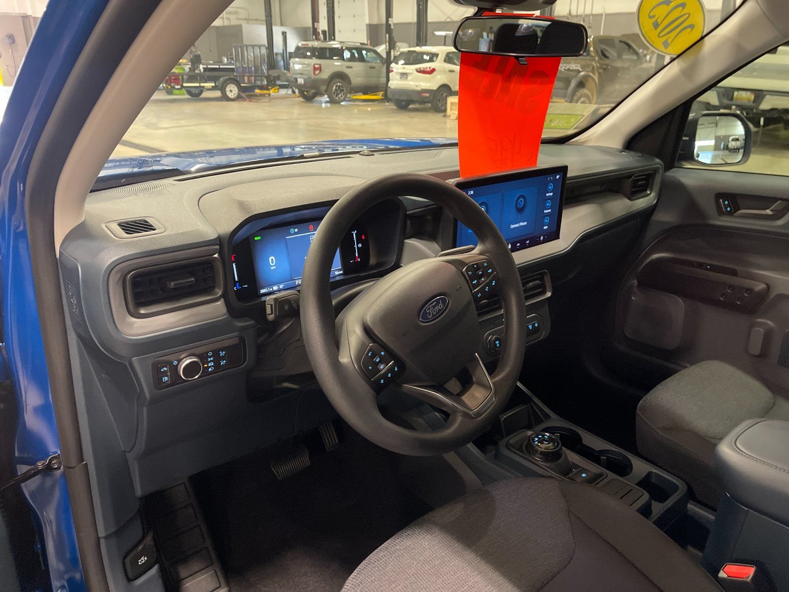 Certified 2025 Ford Maverick XL FWD image 11