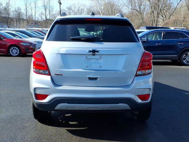 Used 2019 Chevrolet Trax LT w/ Redline Edition image 4