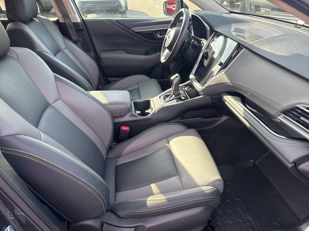Used 2023 Subaru Outback Onyx Edition AWD/4WD image 31