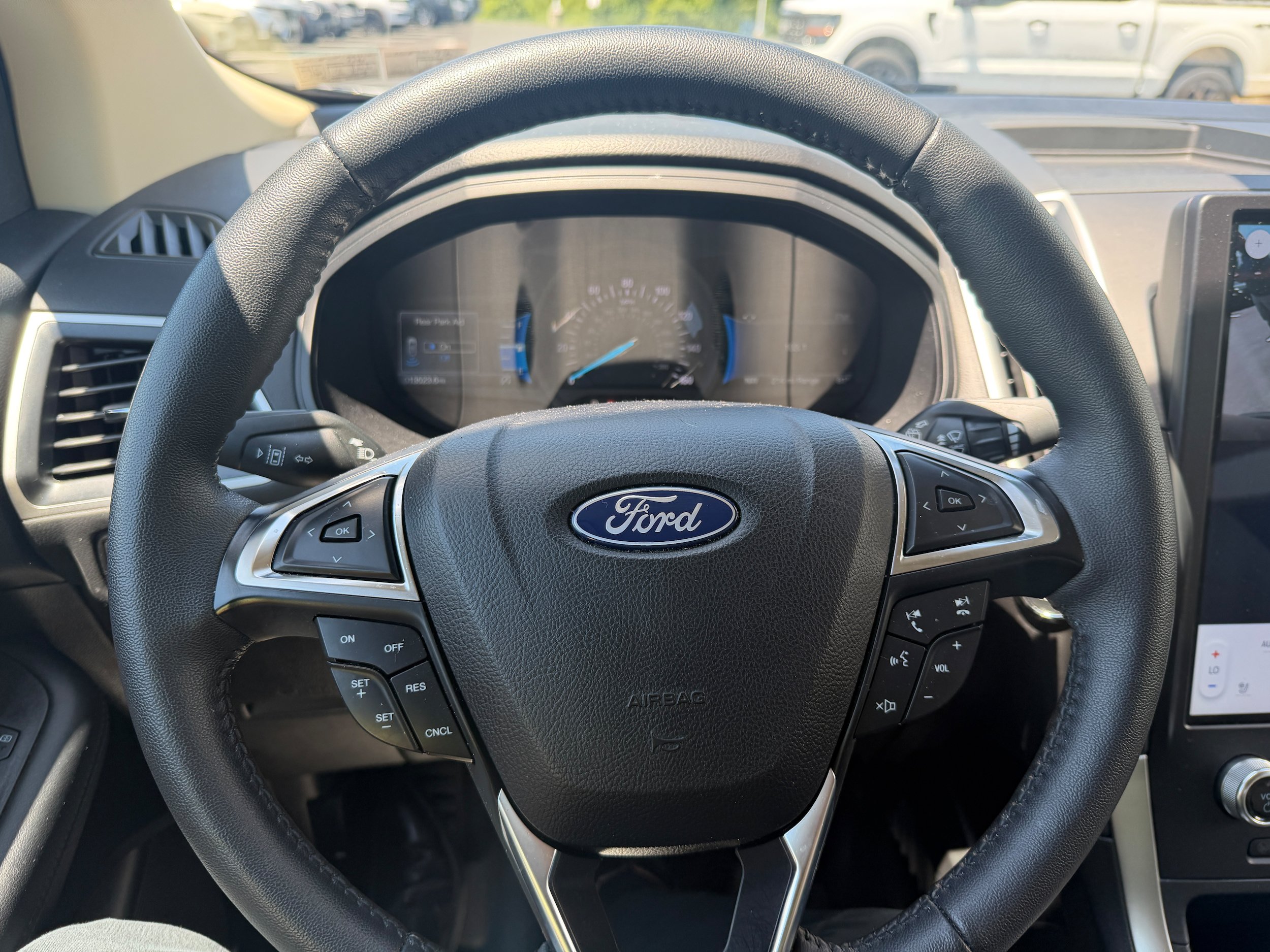 Certified 2024 Ford Edge SEL w/ Convenience Package AWD/4WD image 29