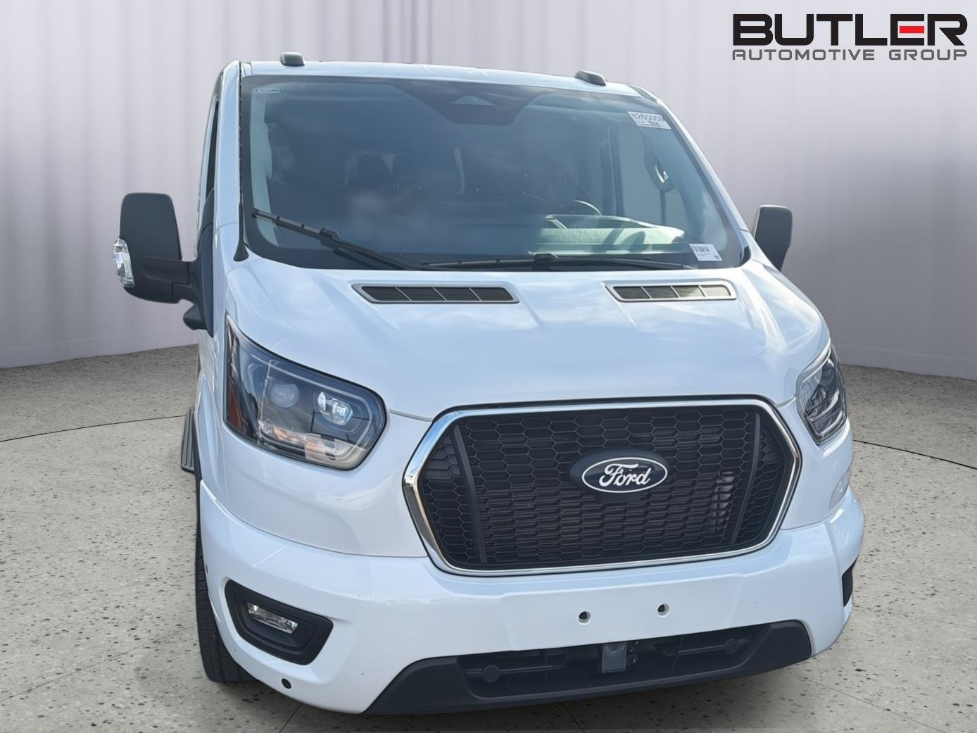 Certified 2026 Ford Transit 350 XLT RWD image 5