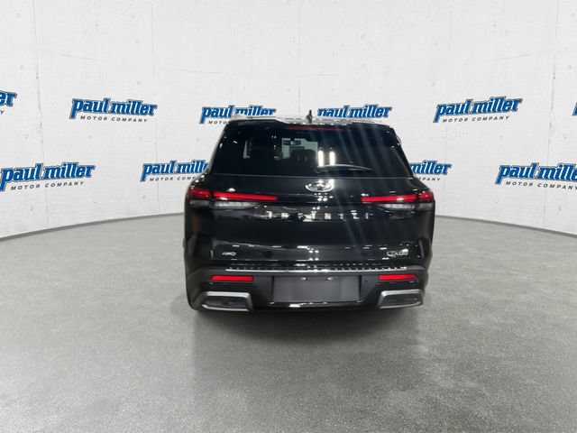 Used 2023 INFINITI QX60 Sensory w/ Vision Package AWD/4WD image 10