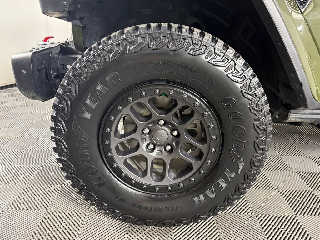 Used 2022 Jeep Wrangler Unlimited Rubicon w/ Xtreme Recon 35" Tire Package image 10