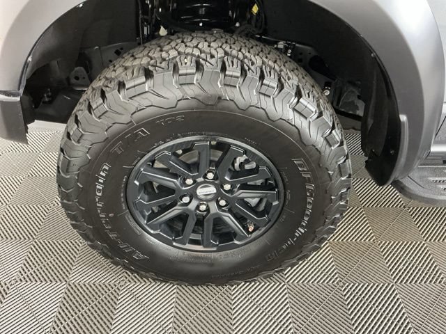 Certified 2025 Ford F150 Raptor AWD/4WD image 33