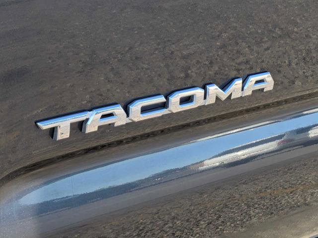 Used 2023 Toyota Tacoma TRD Sport image 12