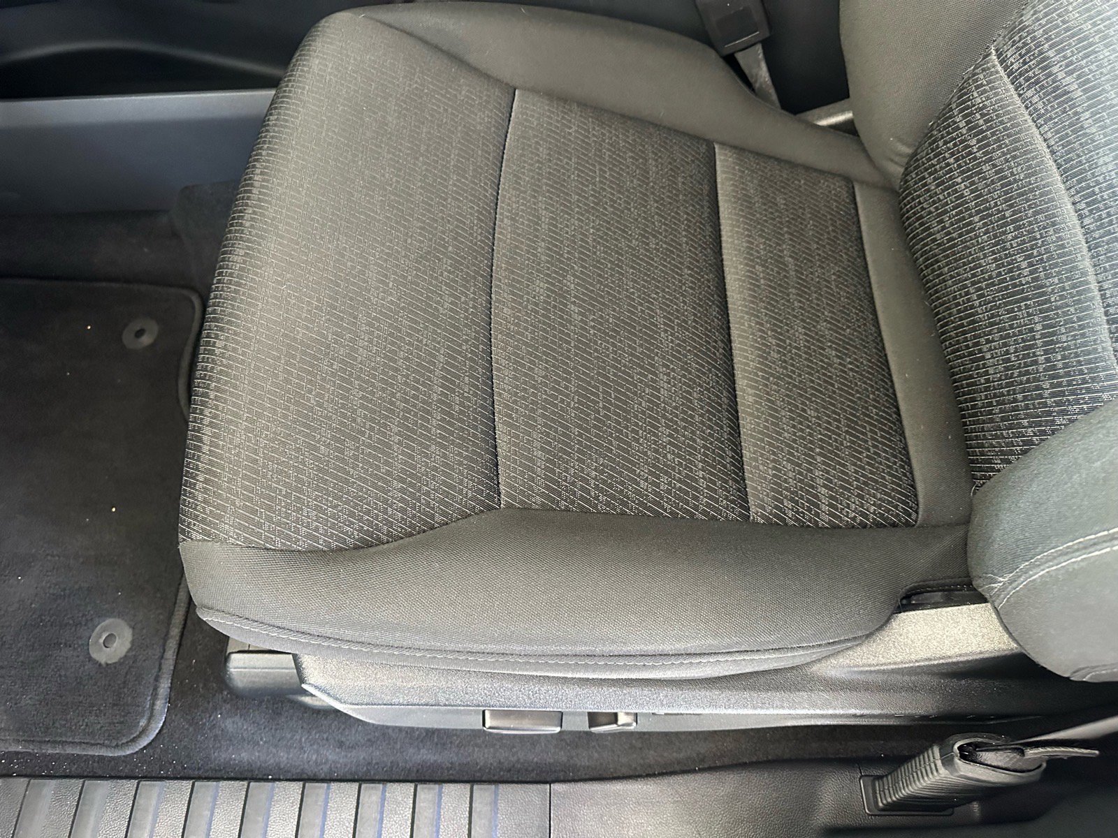 Certified 2023 Ford F150 XLT w/ Equipment Group 302A High image 24