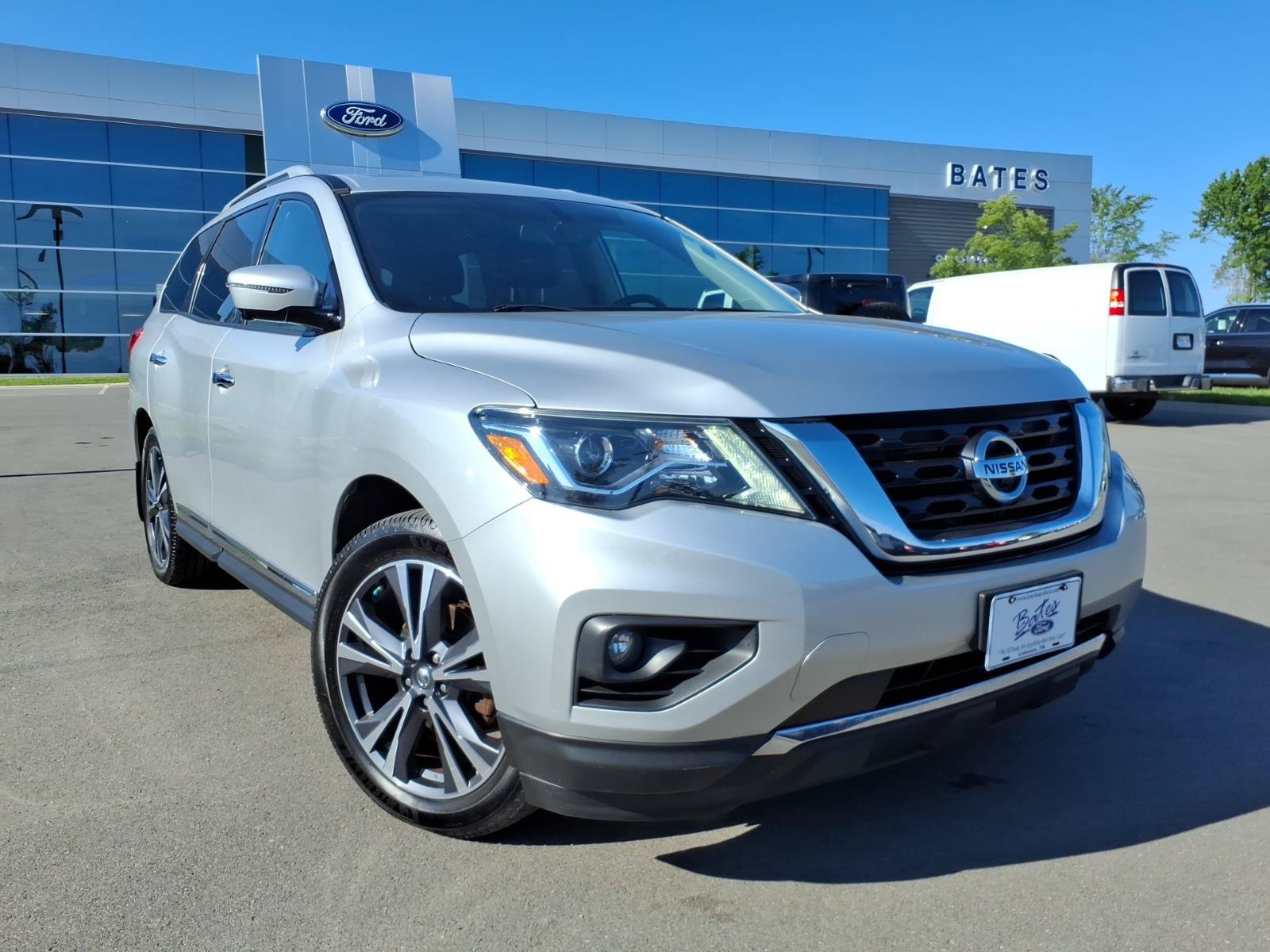 Used 2017 Nissan Pathfinder Platinum w/ Family Entertainment Package