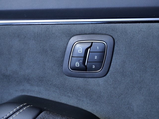 Certified 2025 Ford Mustang Mach-E GT AWD/4WD image 28