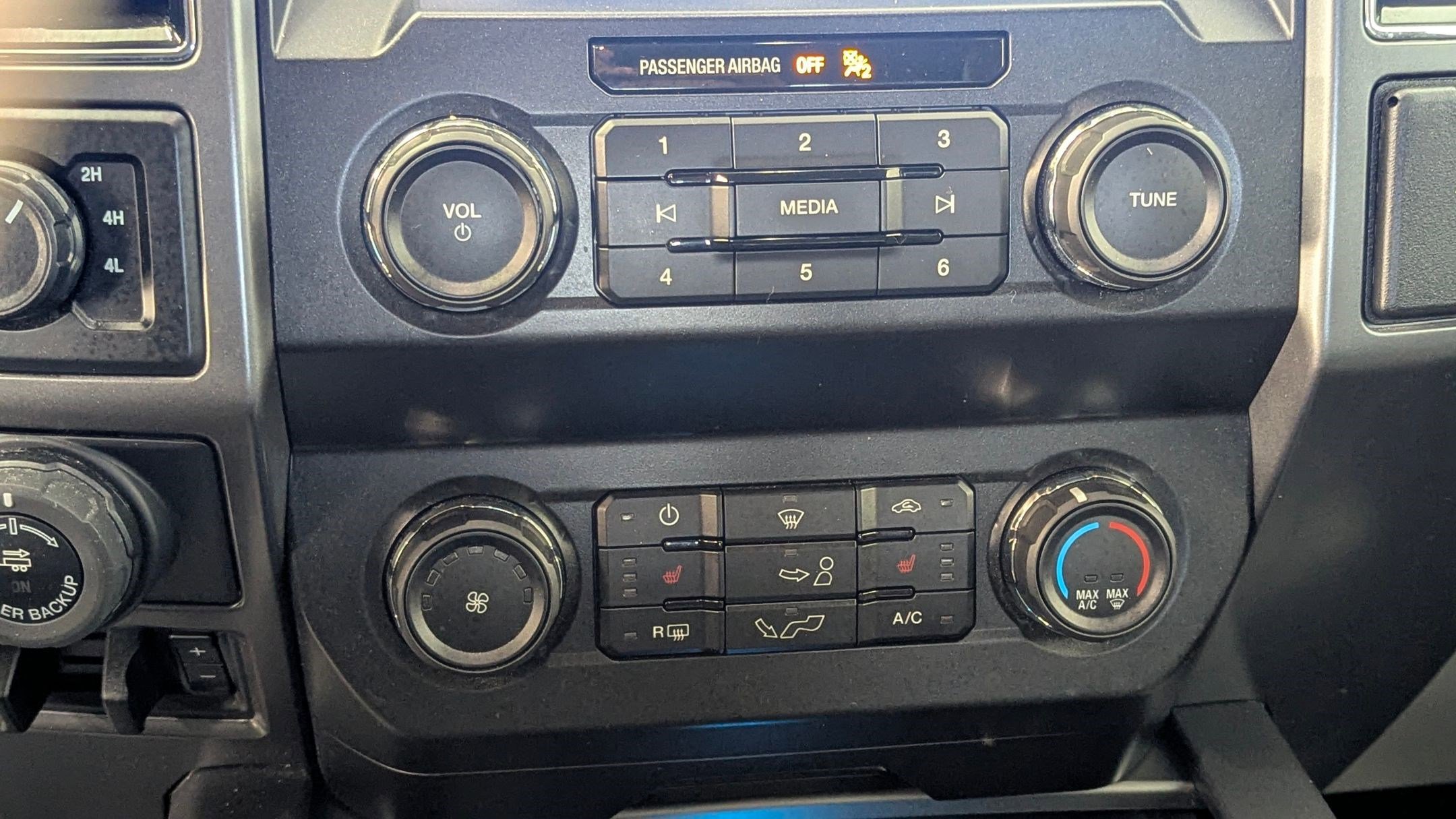 Certified 2019 Ford F150 XLT w/ Equipment Group 302A Luxury image 27