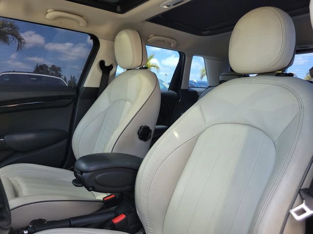Used 2019 MINI Cooper 4-Door Hardtop w/ Signature Upholstery Package image 21