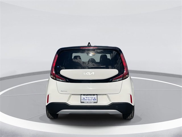 Used 2023 Kia Soul S image 4