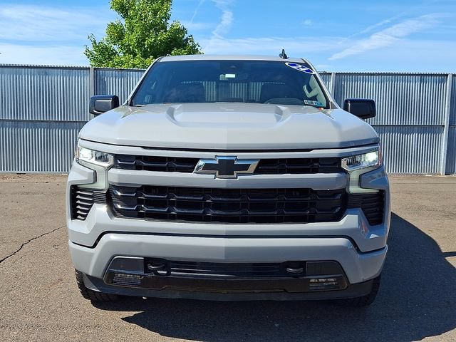 Used 2024 Chevrolet Silverado 1500 RST AWD/4WD image 2