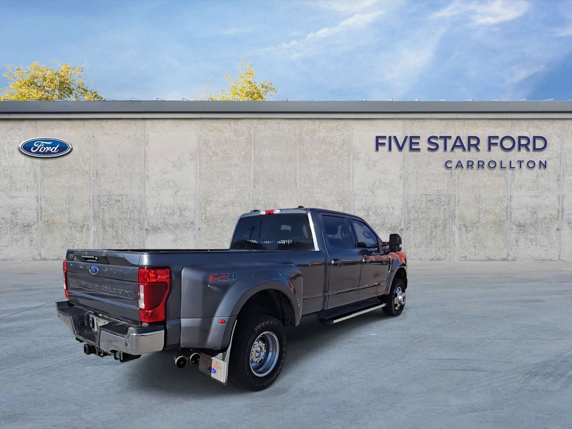 Certified 2022 Ford F350 Lariat w/ Lariat Ultimate Package image 5