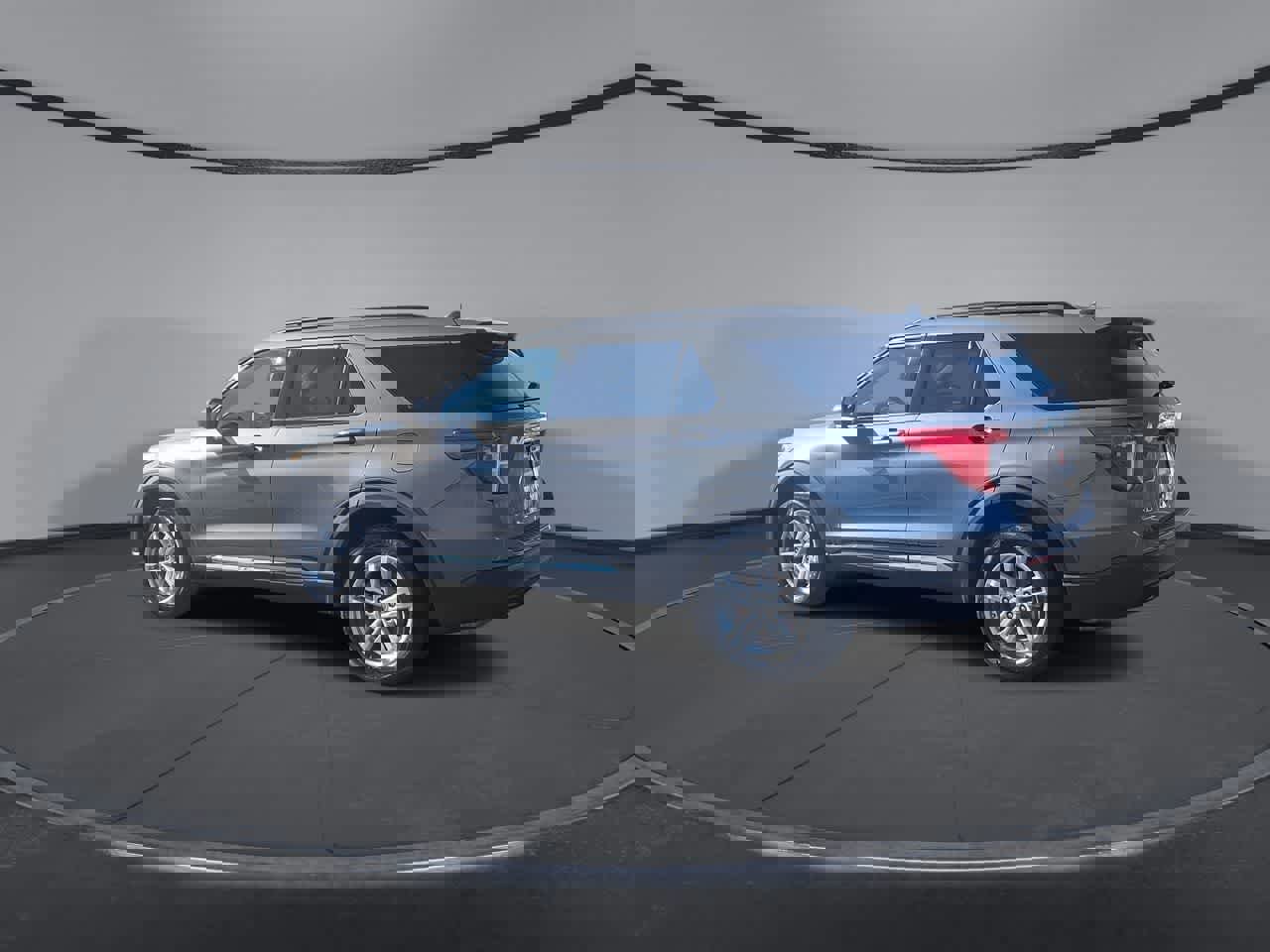 Certified 2023 Ford Explorer XLT image 5