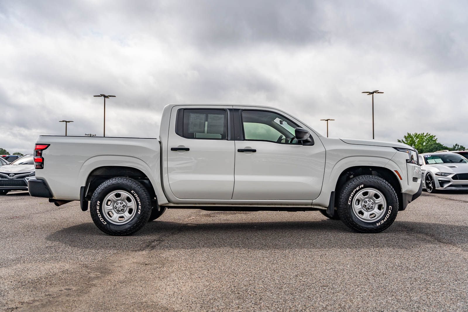 Used 2022 Nissan Frontier S w/ Technology Package AWD/4WD image 8