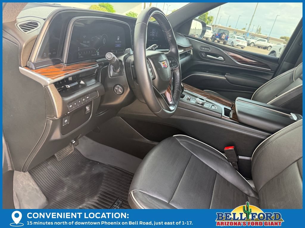 Used 2024 Cadillac Escalade ESV Premium Luxury AWD/4WD image 22