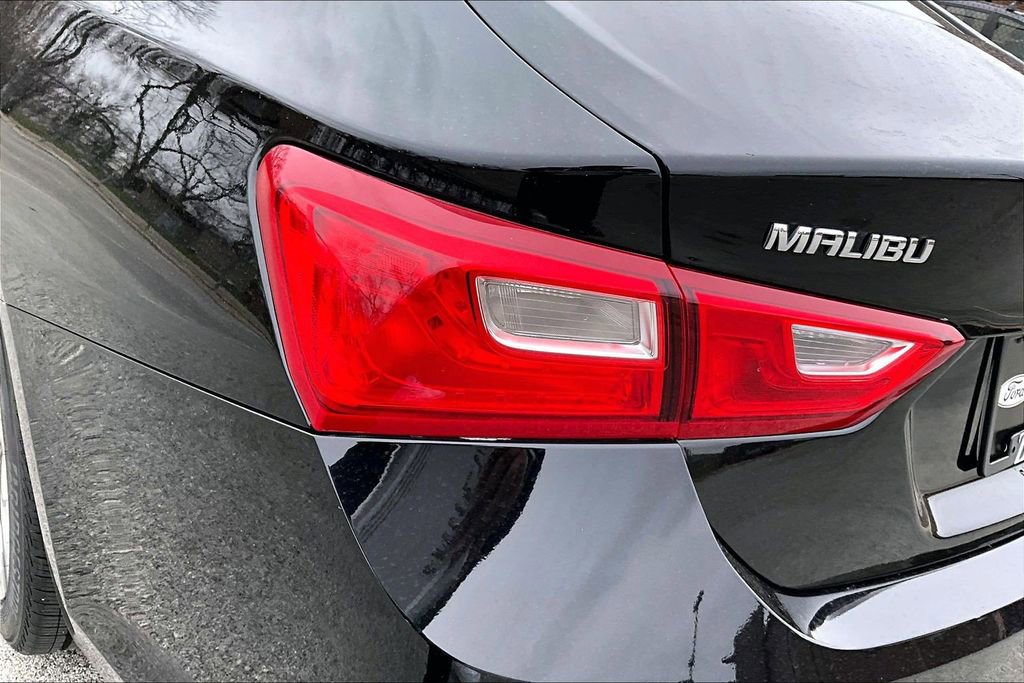 Used 2023 Chevrolet Malibu LT FWD image 28