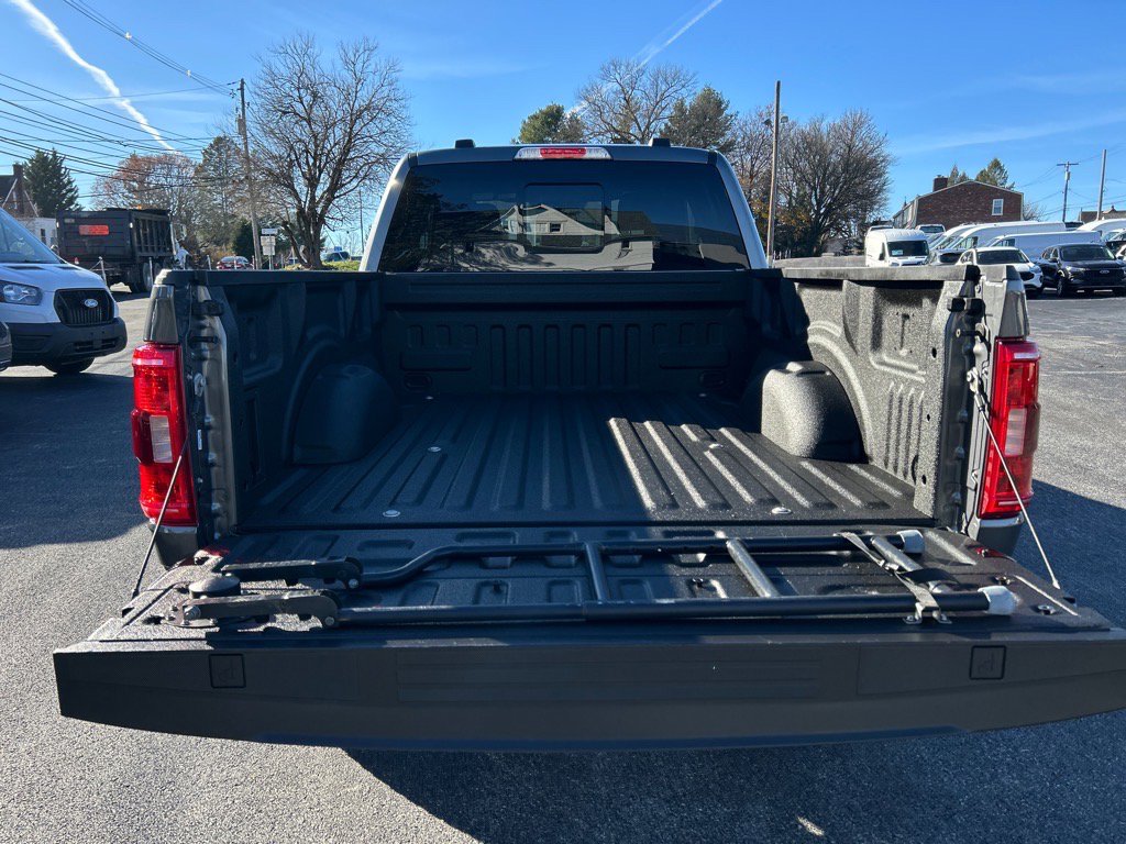 Certified 2022 Ford F150 XLT w/ Equipment Group 302A High image 15