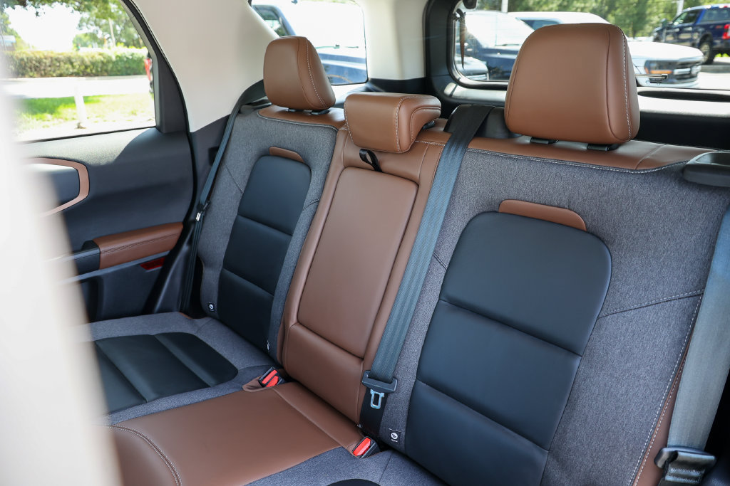 Certified 2023 Ford Bronco Sport Outer Banks AWD/4WD image 44