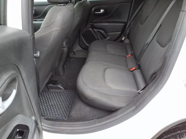 Used 2023 Jeep Renegade Latitude image 17