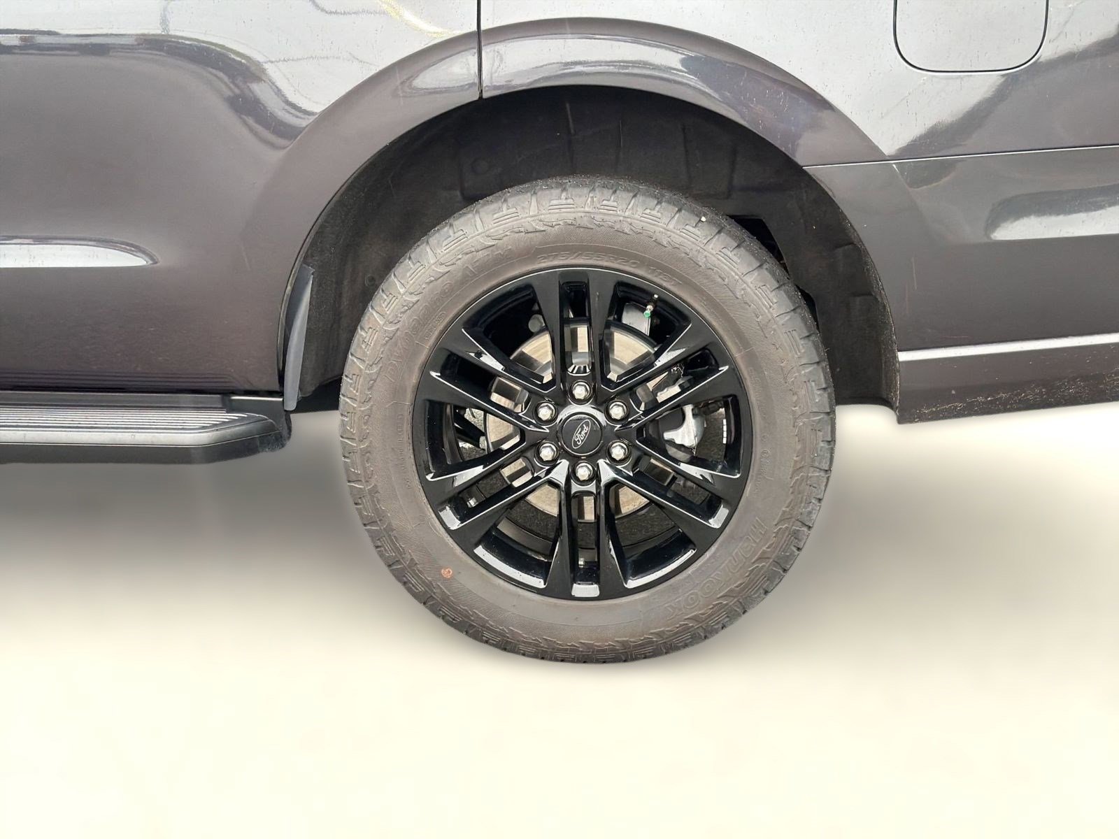 Certified 2024 Ford Expedition XLT RWD image 12