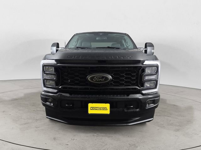 Certified 2025 Ford F350 Lariat w/ Black Appearance Package image 8