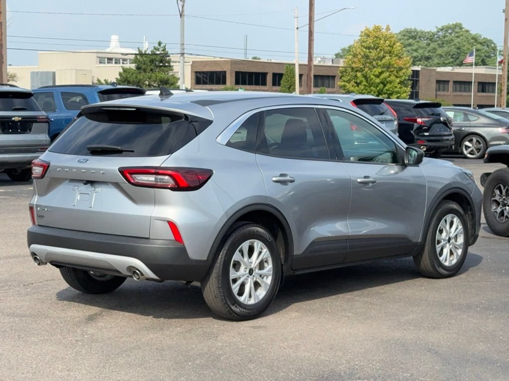 Certified 2024 Ford Escape Active FWD image 32