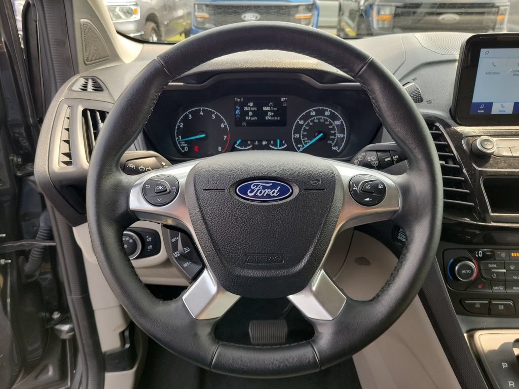 Certified 2023 Ford Transit Connect Titanium FWD image 23