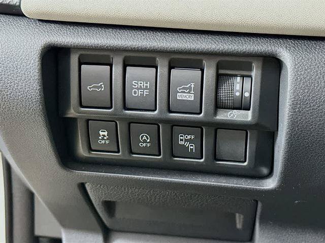 Used 2023 Subaru Forester Limited AWD/4WD image 27
