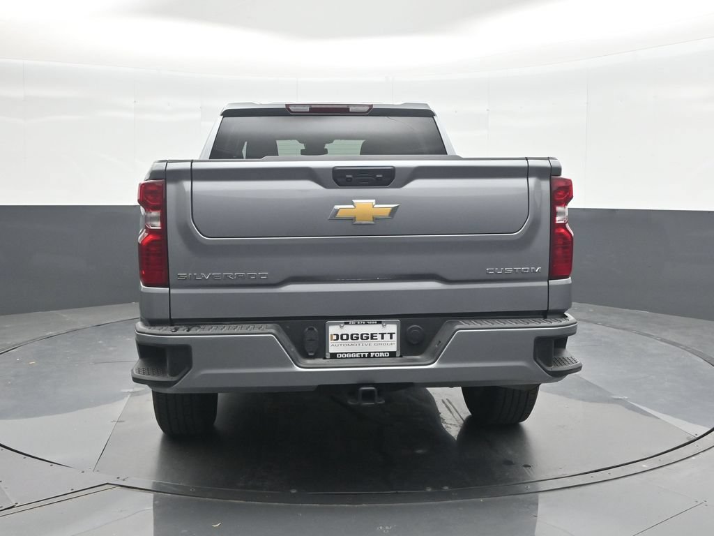 Used 2026 Chevrolet Silverado 1500 Custom AWD/4WD image 17