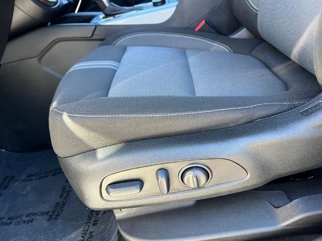 Used 2023 Chevrolet Blazer LT image 15