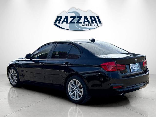 Used 2018 BMW 320i Sedan RWD image 5