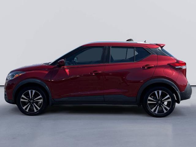 Used 2019 Nissan Kicks SV w/ Exterior Package FWD image 2