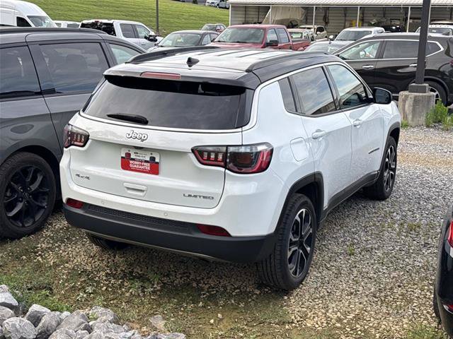 Used 2023 Jeep Compass Limited AWD/4WD image 4