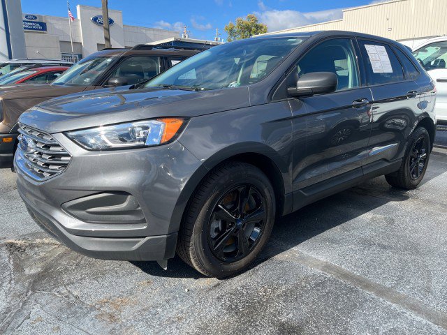 Certified 2022 Ford Edge SE
