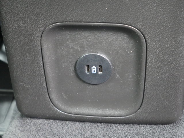 Certified 2025 Ford Escape Platinum AWD/4WD image 31
