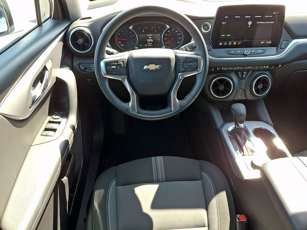 Used 2025 Chevrolet Blazer LT AWD/4WD image 11