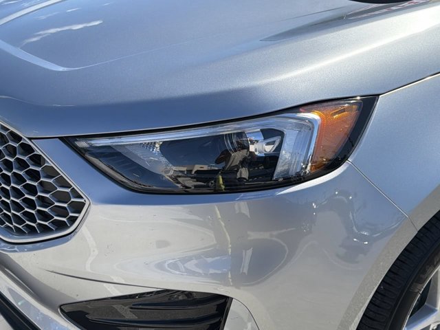 Certified 2024 Ford Edge SEL AWD/4WD image 7