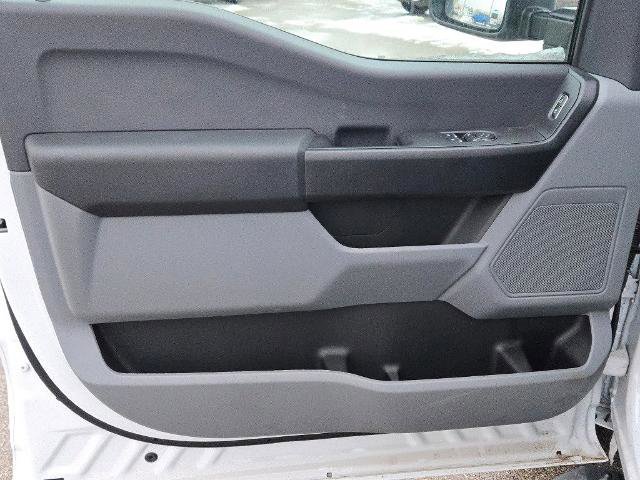 Certified 2024 Ford F250 XL w/ XL Chrome Package image 16