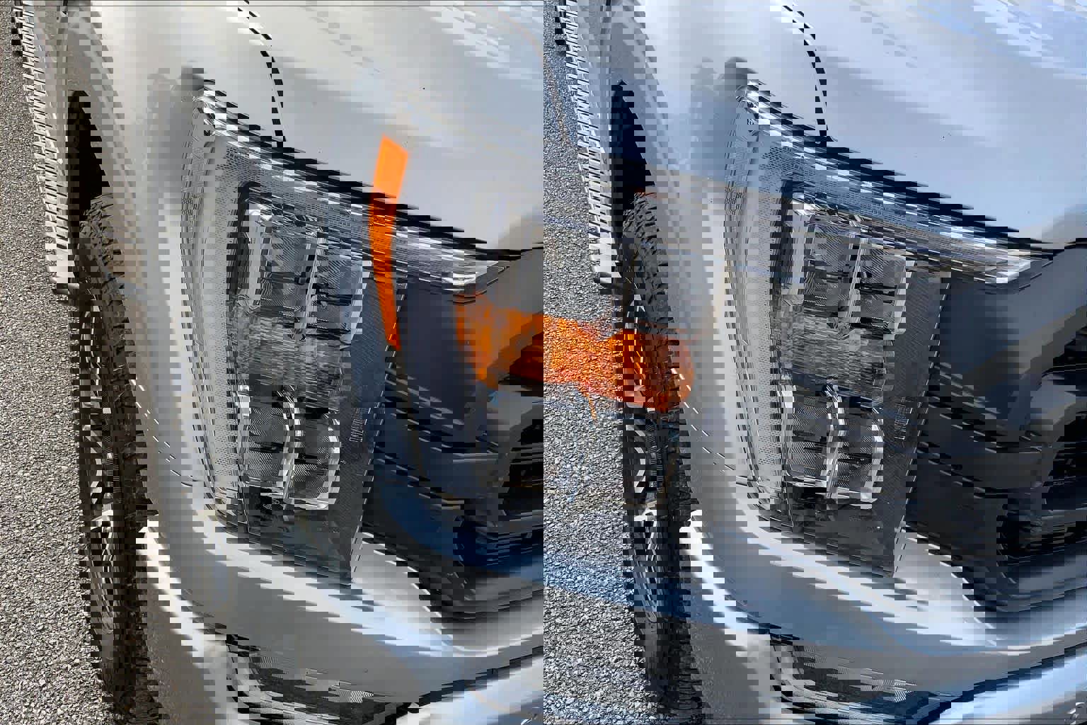 Certified 2023 Ford F150 XLT w/ Equipment Group 302A High image 27