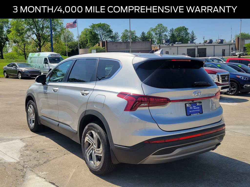 Used 2022 Hyundai Santa Fe SE FWD image 3