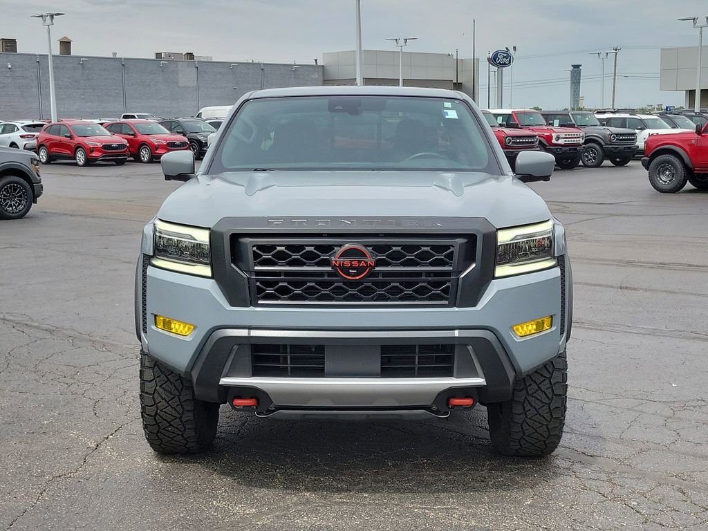 Used 2023 Nissan Frontier PRO-4X w/ Pro Convenience Package AWD/4WD image 2
